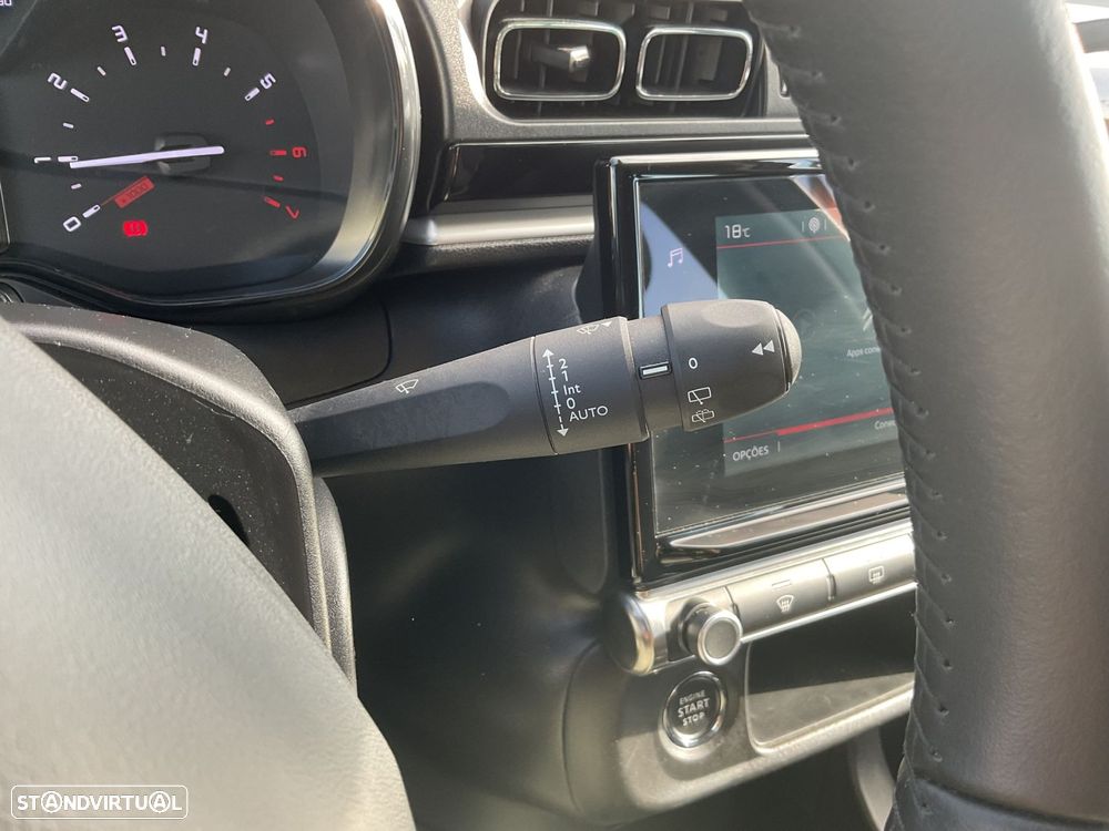 Citroën C3 1.2 PureTech Shine - 38