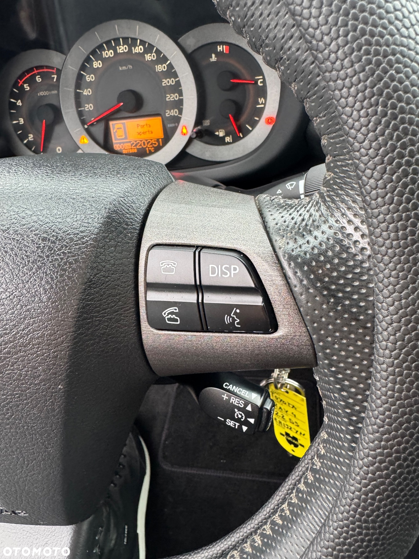 Toyota RAV4 - 26