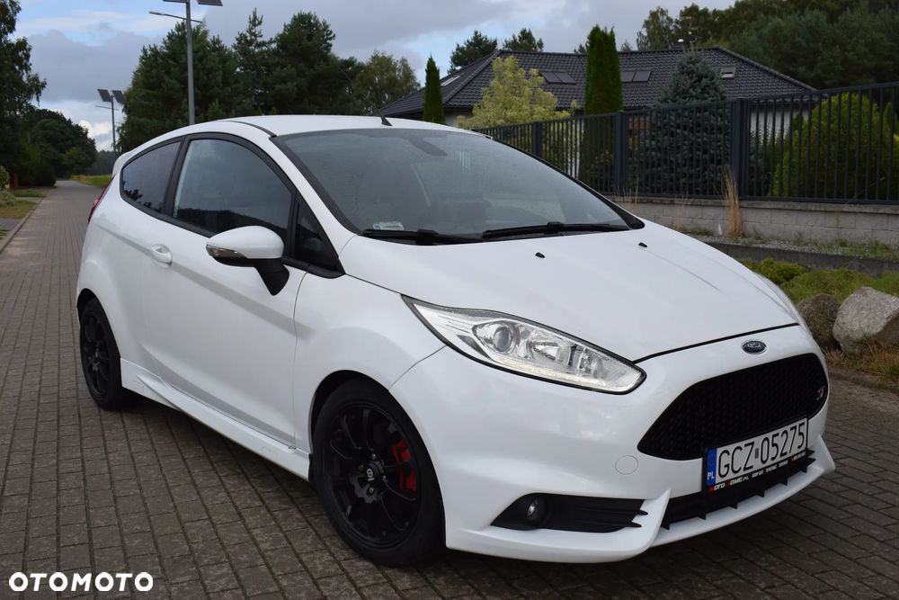 Ford Fiesta ST - 1