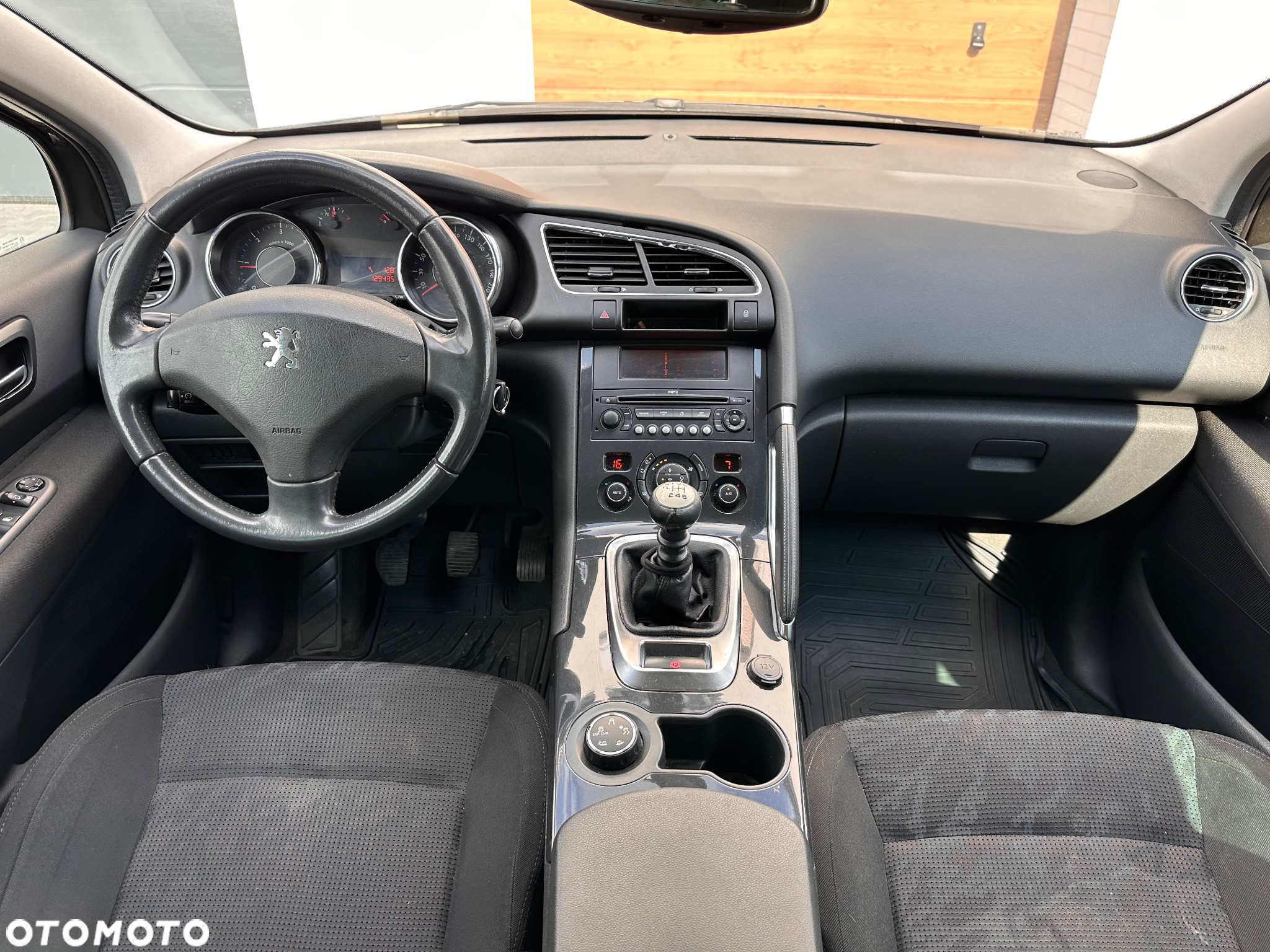 Peugeot 3008 1.6 HDi Premium - 15