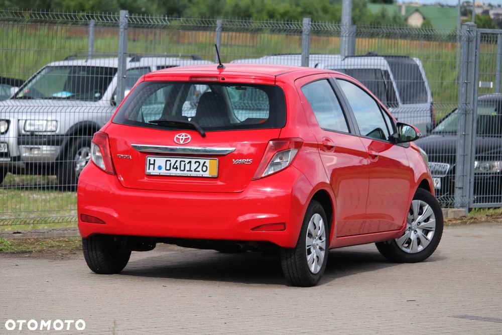 Toyota Yaris - 7