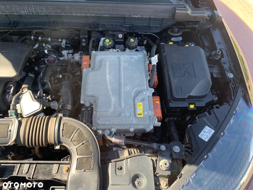 Renault Arkana E-TECH 145 R.S.LINE - 12