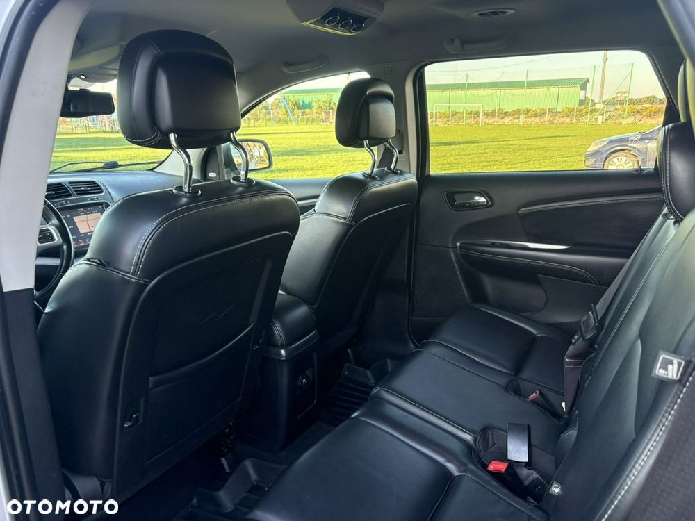Fiat Freemont 2.0 Multijet 16V DPF Automatik Allrad Lounge - 11