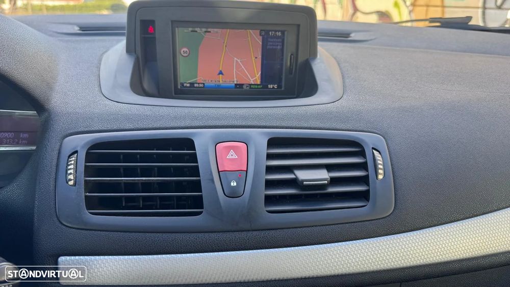 Renault Mégane Sport Tourer dCi 110 FAP Expression - 27