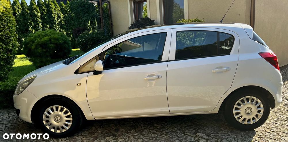 Opel Corsa - 4