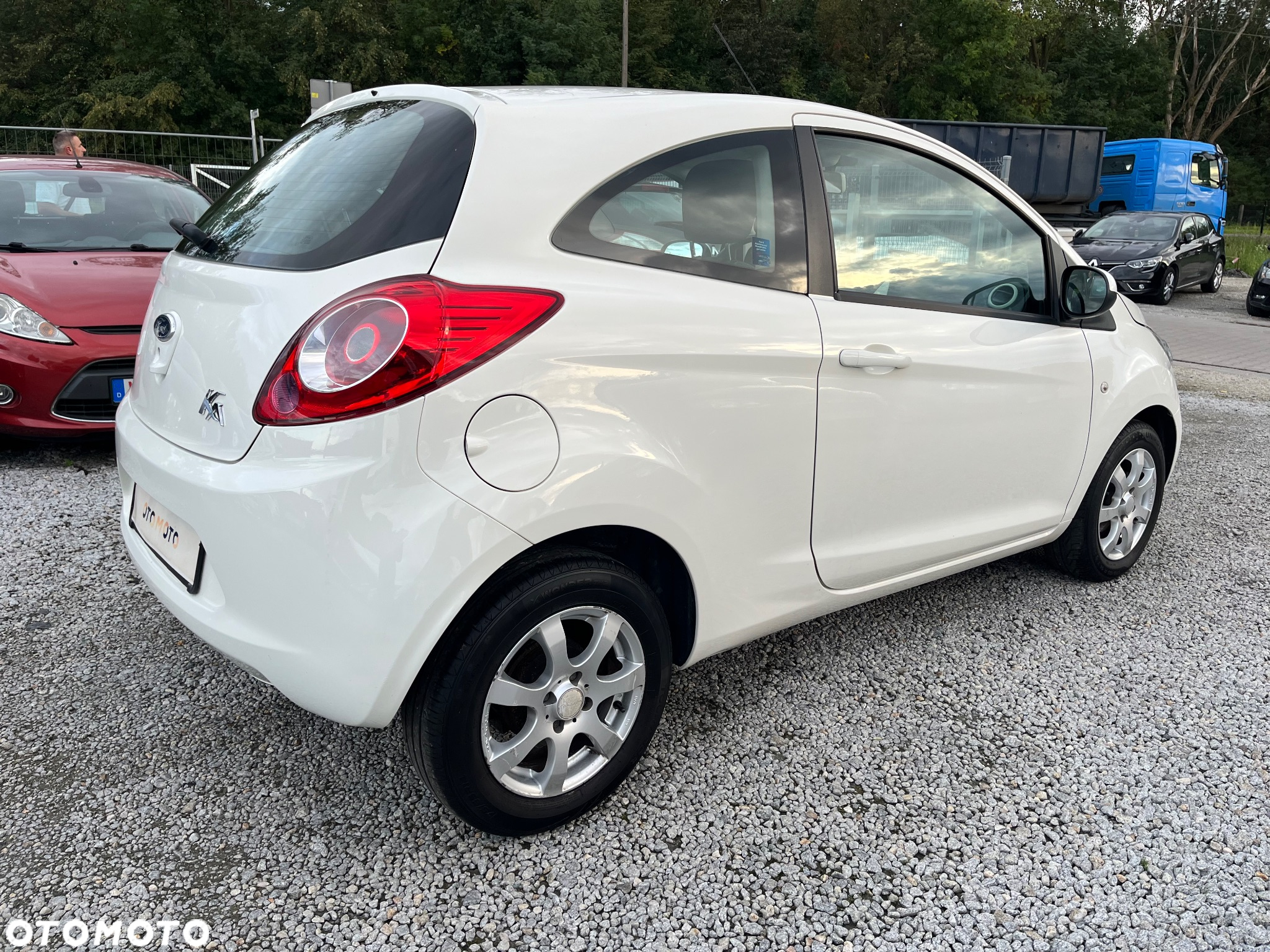 Ford KA 1.2 Ambiente - 19