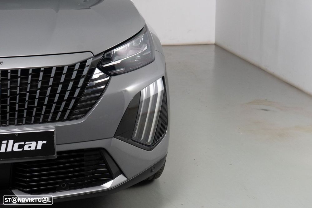 Peugeot 2008 1.2 PureTech GT EAT8 - 21