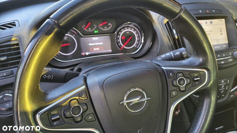 Opel Insignia - 13
