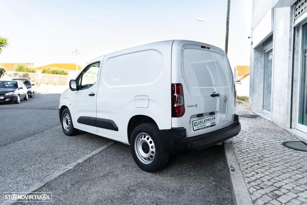 Opel Combo EV 50 kwh 300 kms - 12