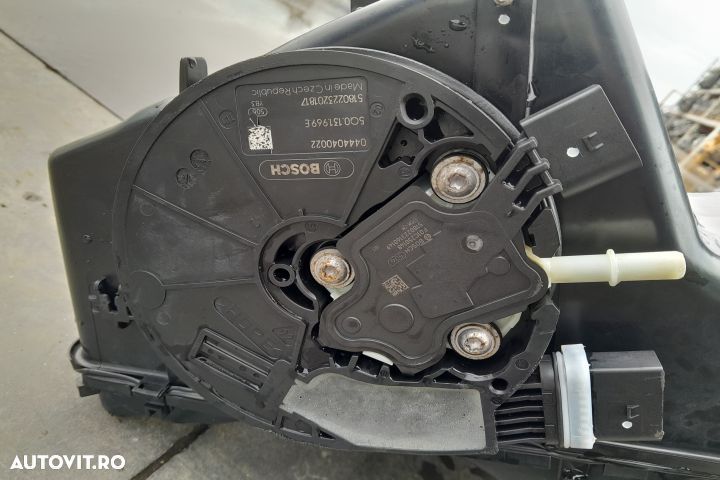 Rezervor AdBlue 2Q0131877G / 5Q0131969E / 0444040022 2Q0131877G / 5Q0 - 6