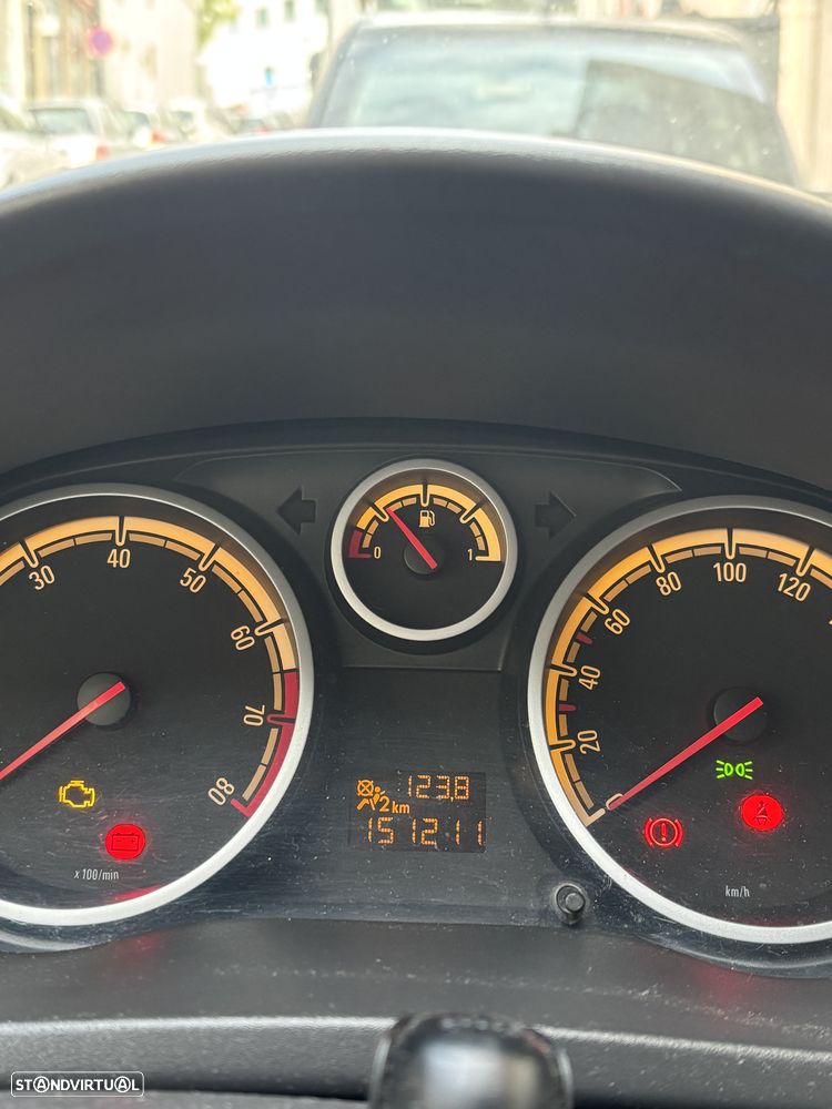 Opel Corsa 1.2 Black Edition - 3