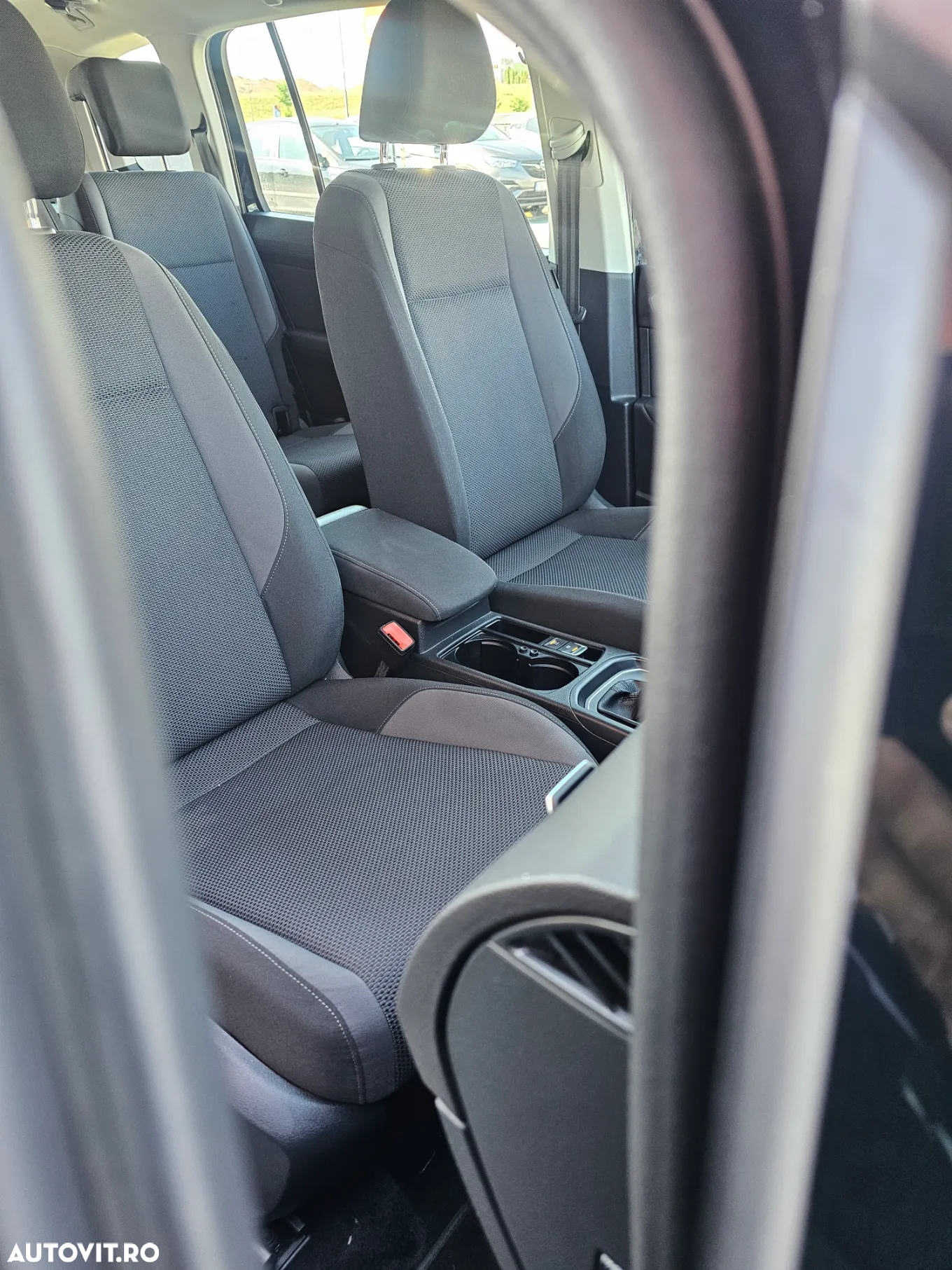 Volkswagen Touran 1.6 TDI DSG Comfortline - 20