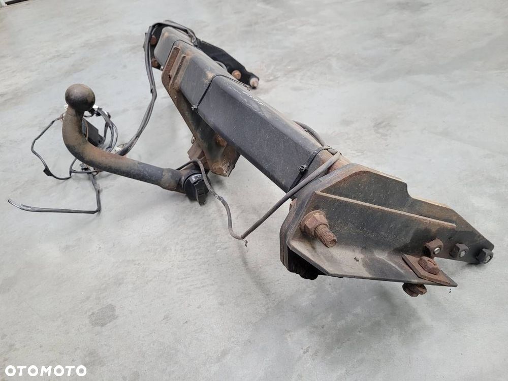 HAK HOLOWNICZY BELKA JEEP GRAND CHEROKEE IV WK2 - 2