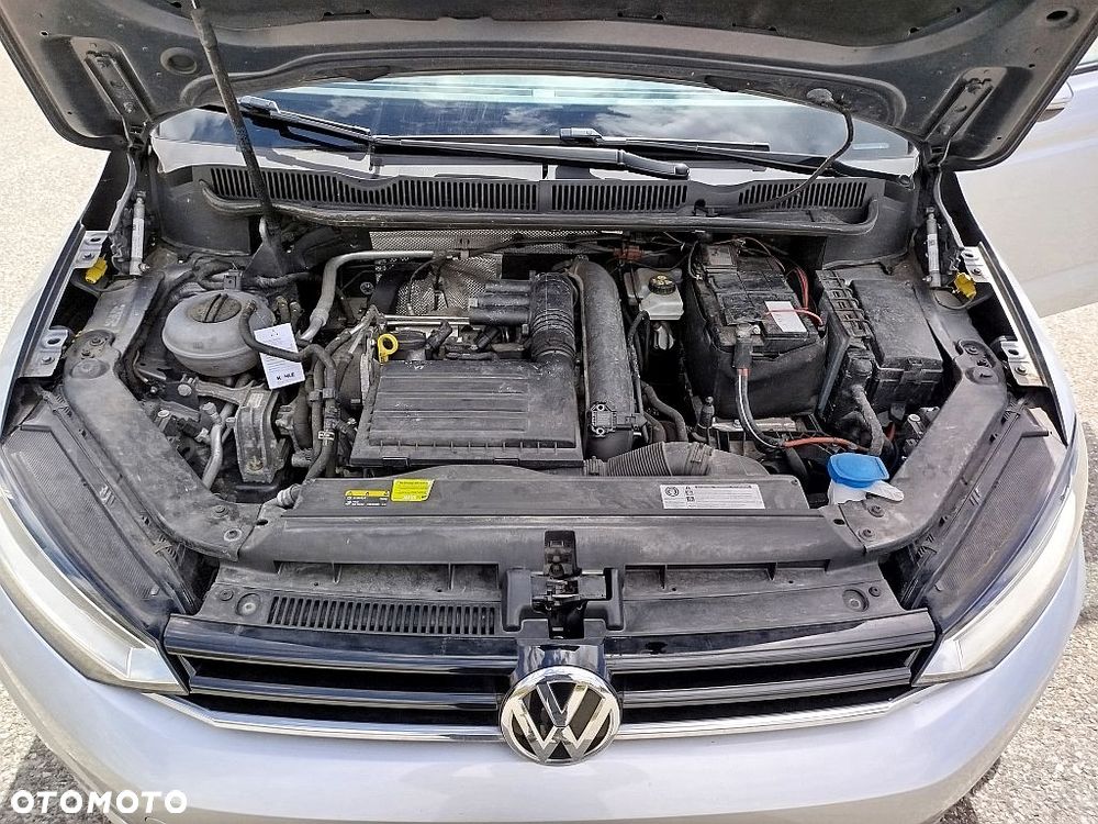 Volkswagen Touran - 13