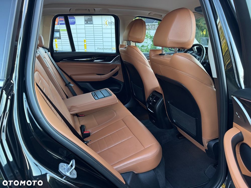 BMW X3 sDrive18d xLine sport - 22