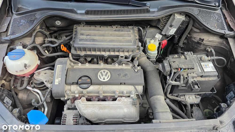 Volkswagen Polo 1.4 DSG Team - 24
