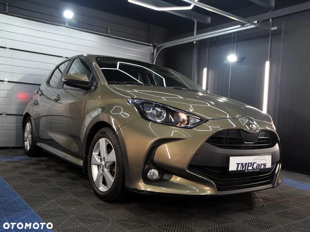 Toyota Yaris - 1