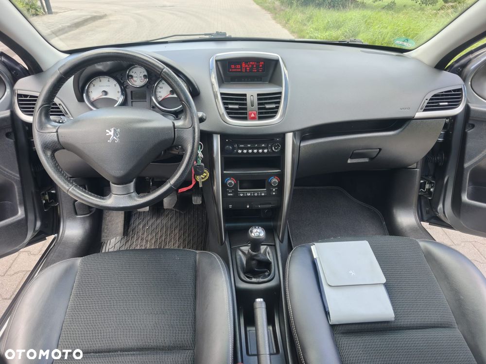 Peugeot 207 - 20