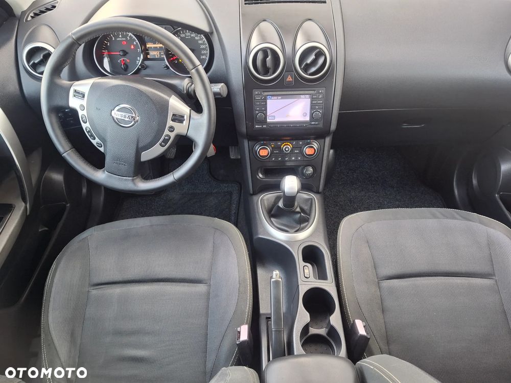 Nissan Qashqai 1.6 visia - 25