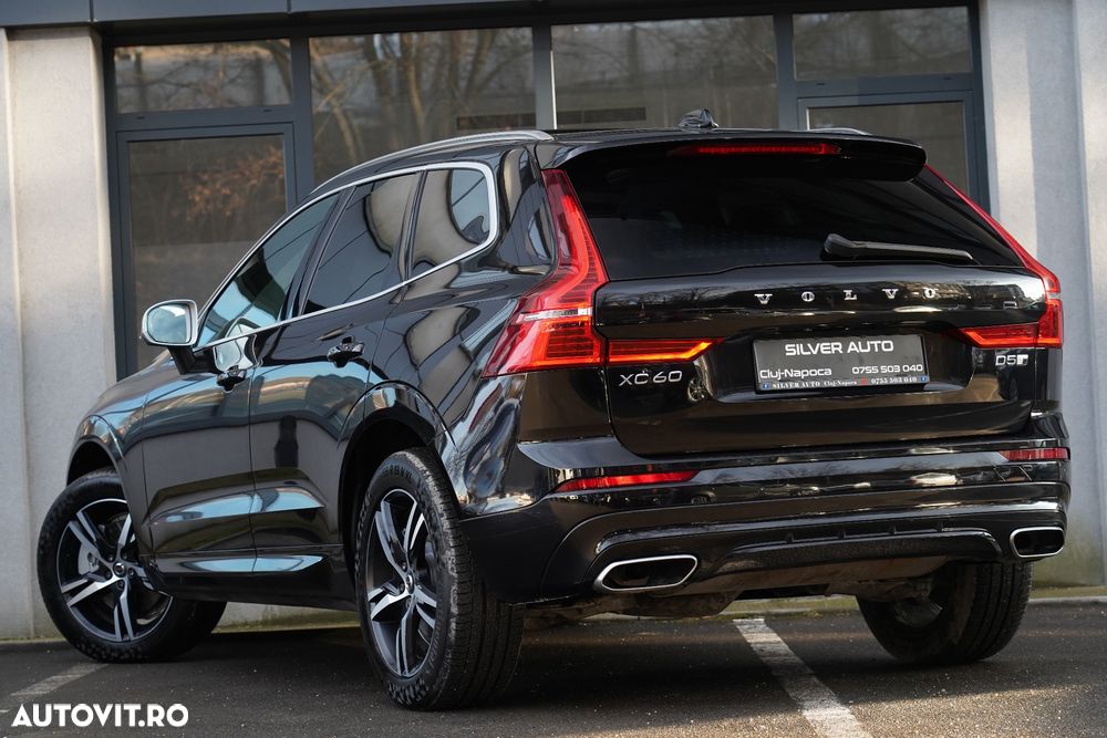 Volvo XC 60 D5 AWD Geartronic RDesign - 17
