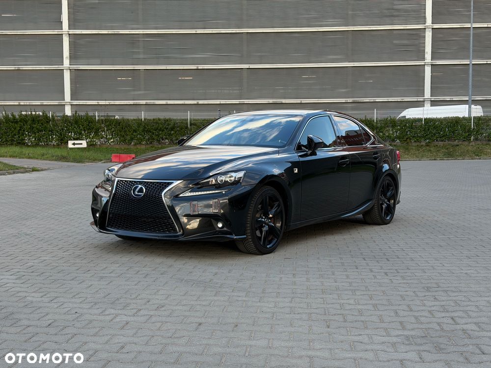 Lexus IS 300h Business Edition - 1