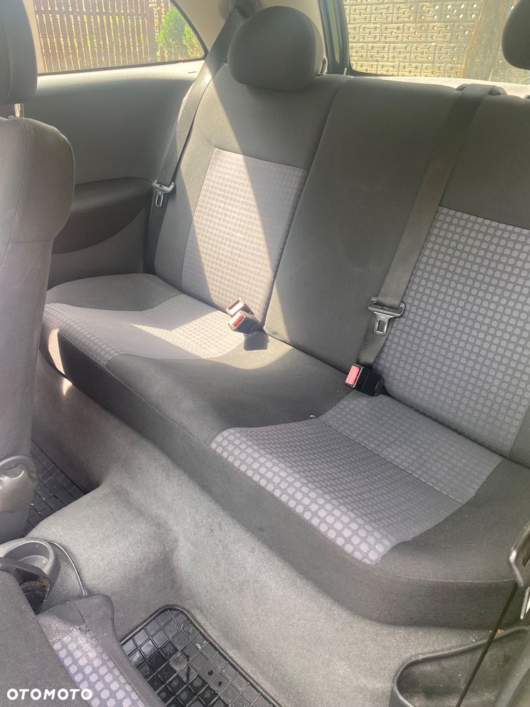Opel Corsa - 8