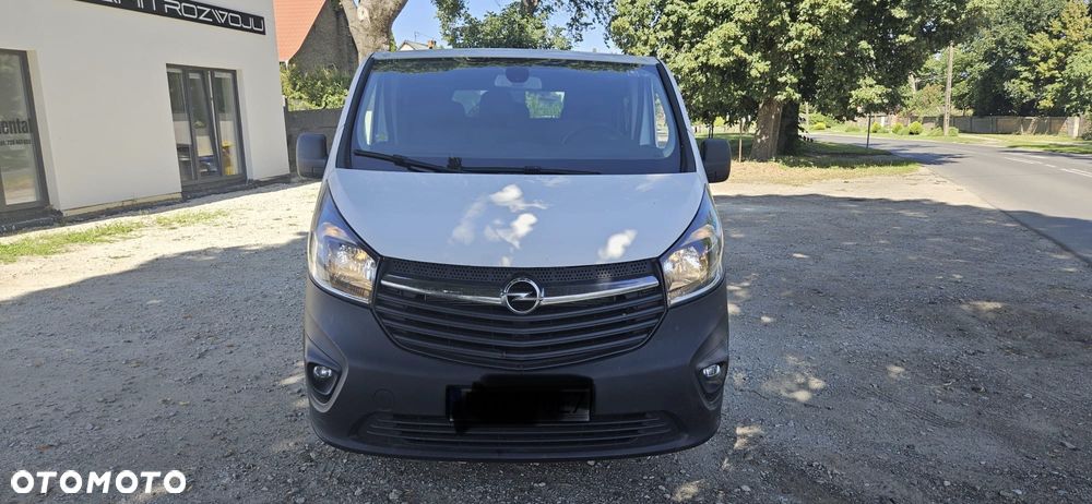 Opel Vivaro - 2