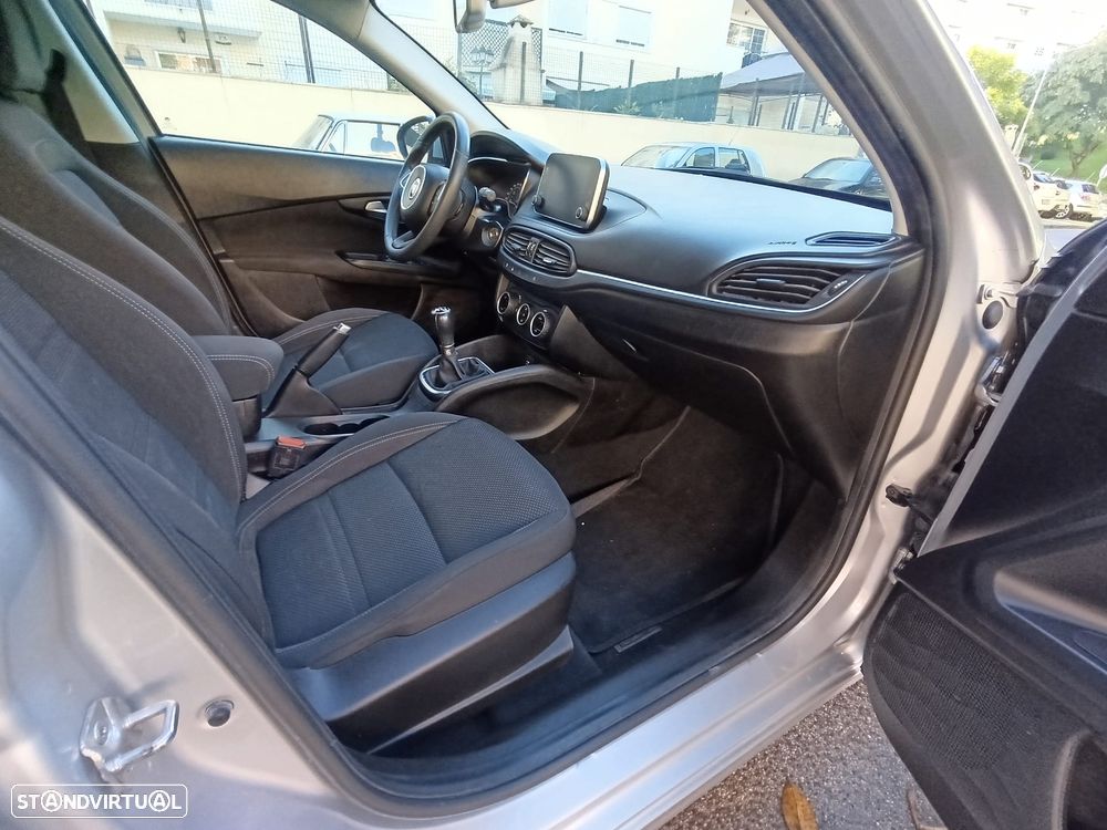 Fiat Tipo 1.3 M-Jet Lounge Tech - 17