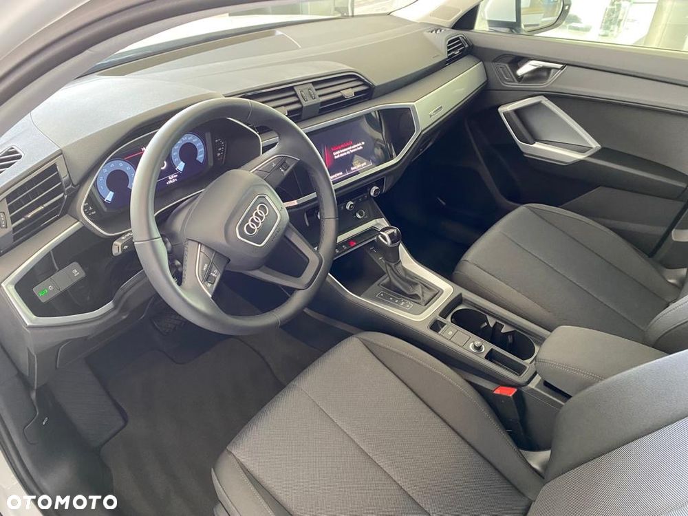 Audi Q3 35 TFSI Advanced S tronic - 5