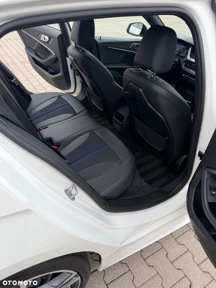 BMW Seria 1 118i M Sport - 9