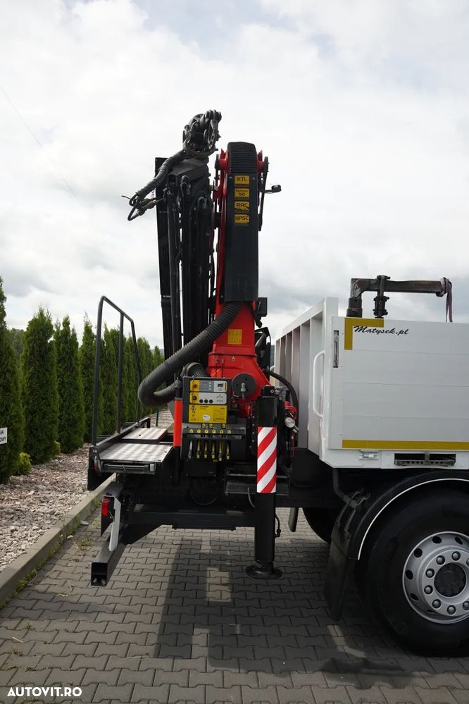 Mercedes-Benz AROCS 3246 / TRIDEM / 8X4 / LIVRARE - 7,3 M / PODEA REZISTENTĂ / Cuplaj PALFINGER PK 22 002 / Rază de acțiune: 14,5 / FURCĂ PENTRU PALEȚI / - 19