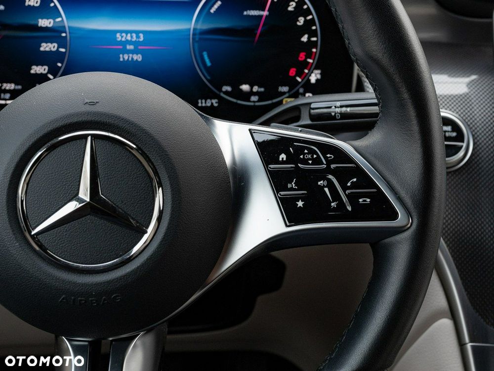 Mercedes-Benz GLC - 17