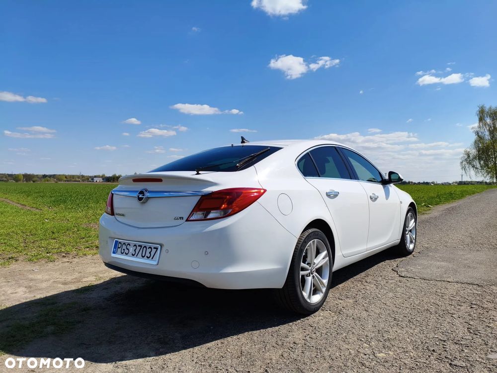 Opel Insignia 2.0 CDTI Cosmo - 9