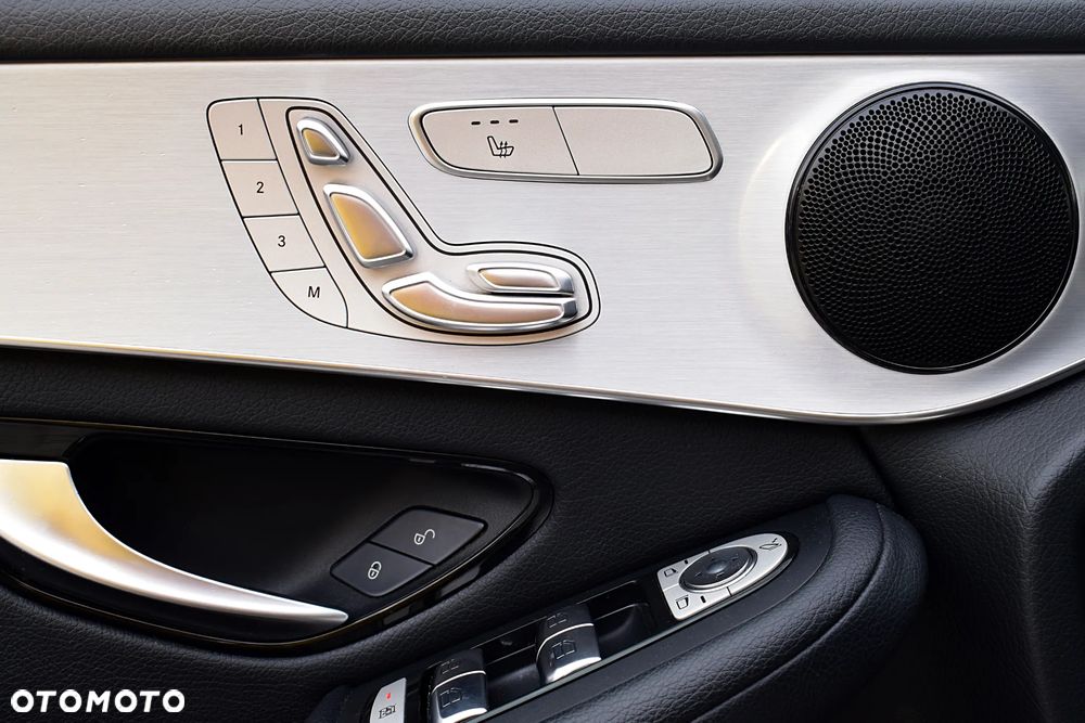 Mercedes-Benz GLC - 13