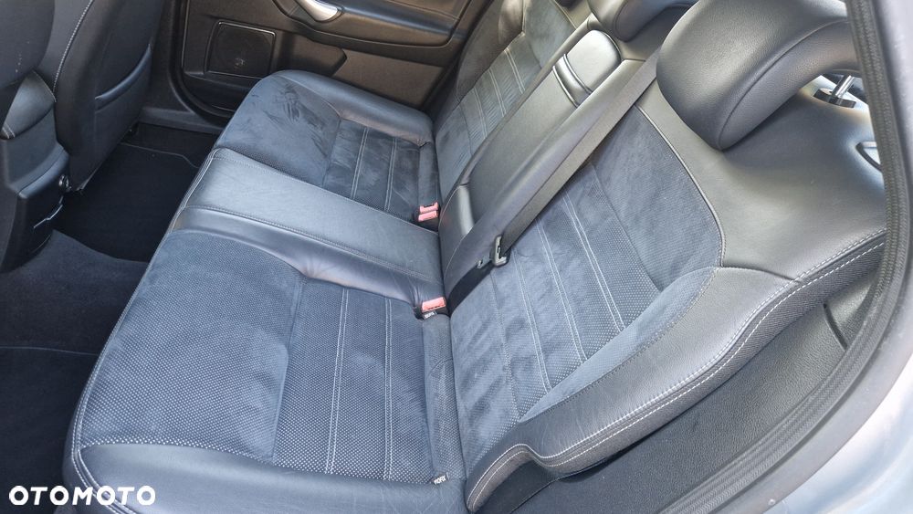 Ford Mondeo - 8