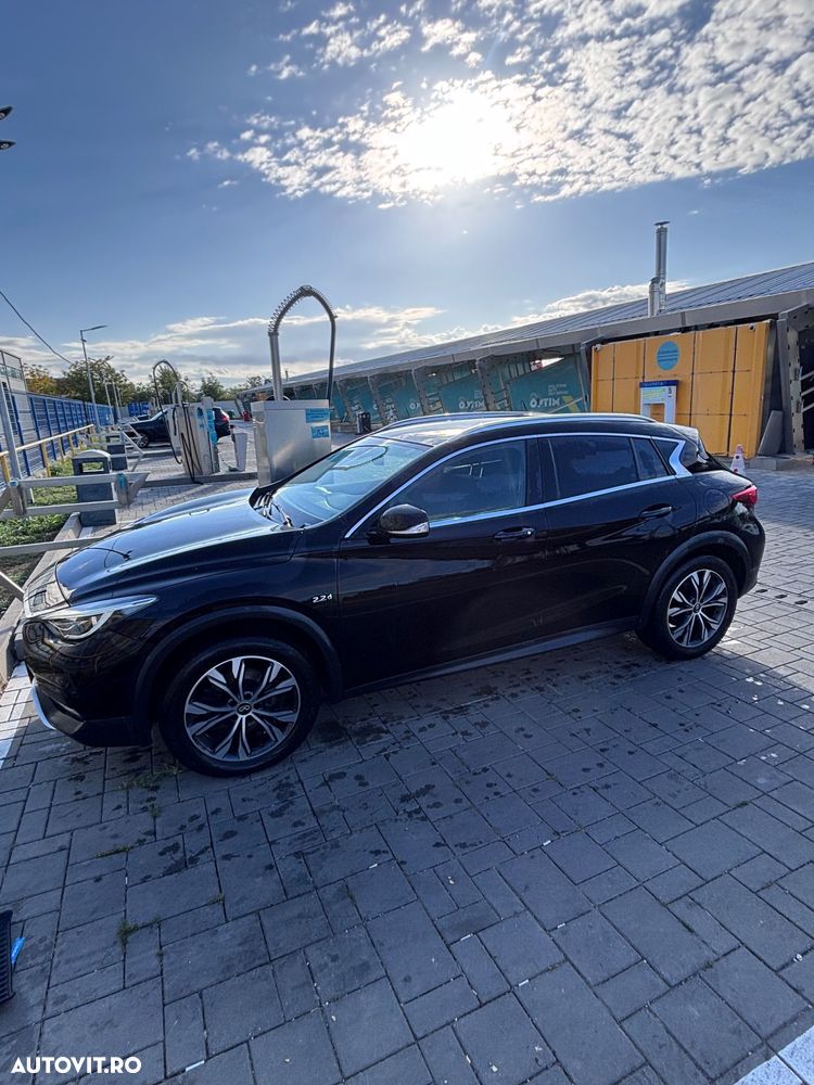 Infiniti QX30 - 4