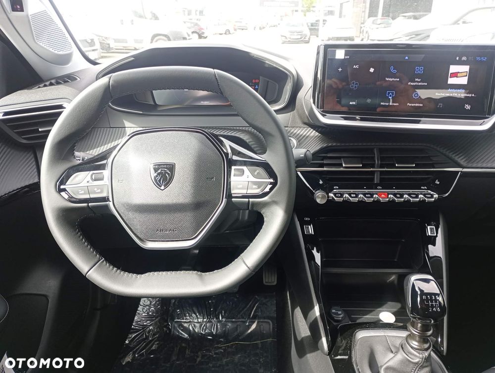 Peugeot 208 1.2 PureTech Allure S&S - 14