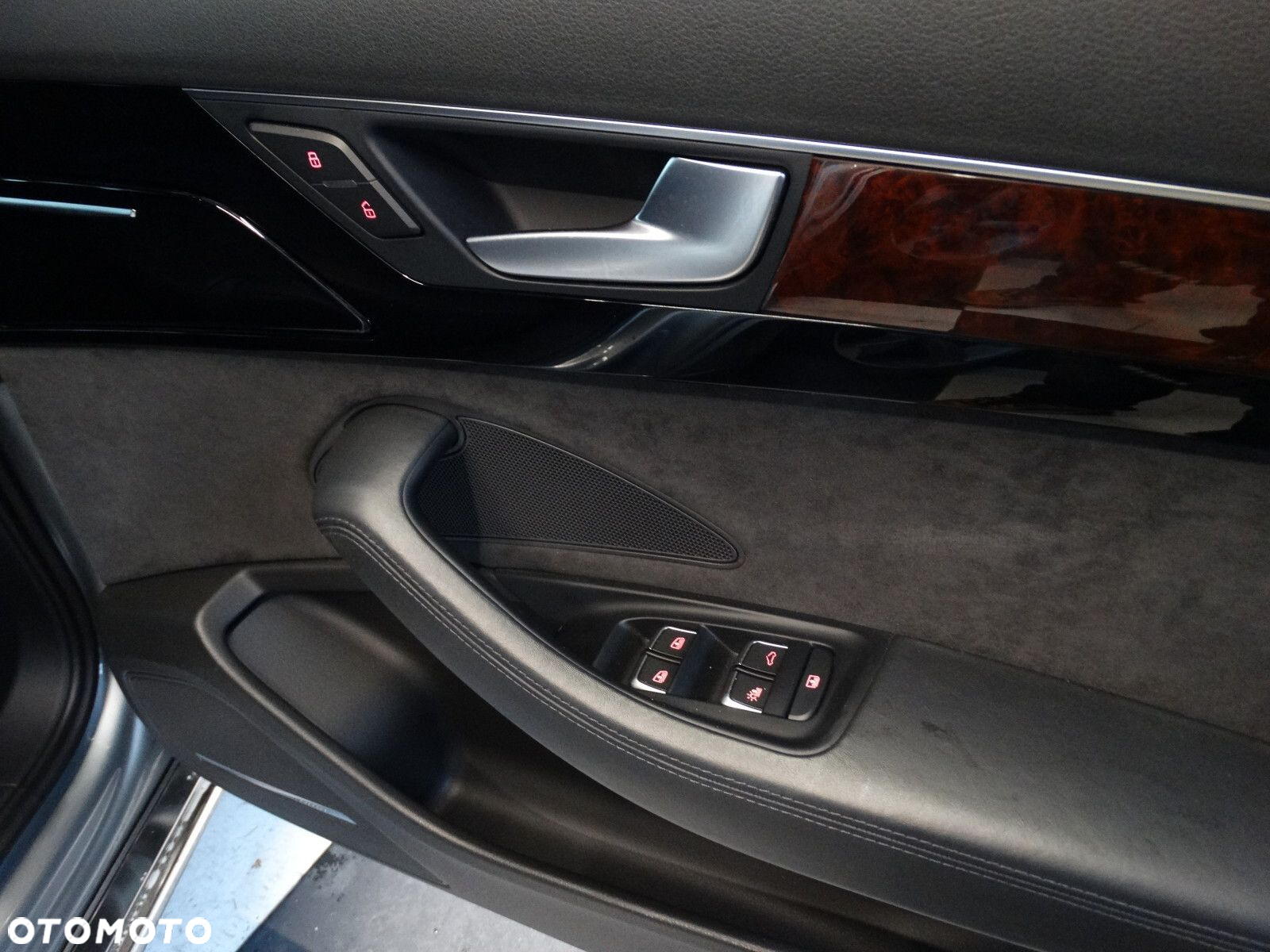 Audi A8 - 11