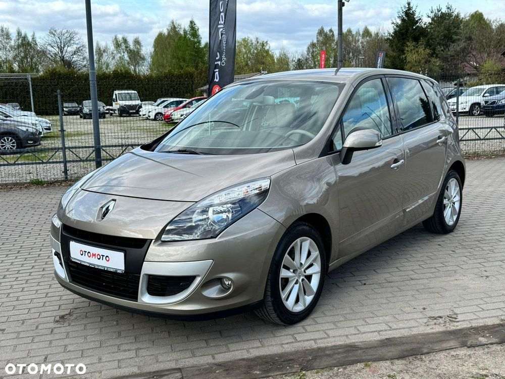 Renault Scenic - 1