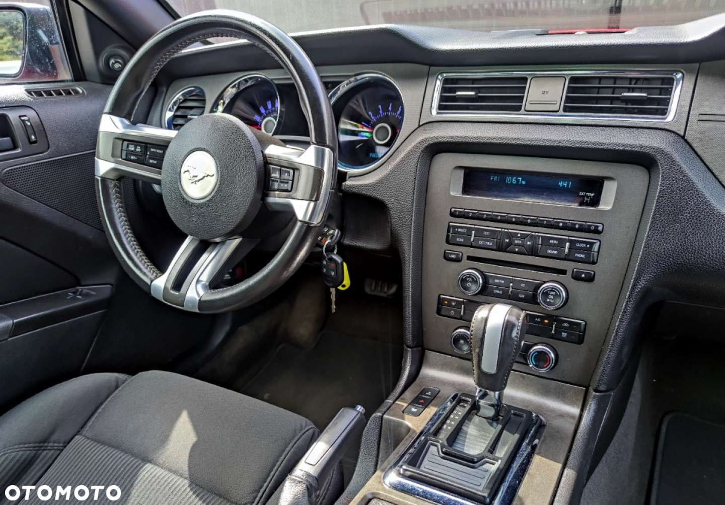 Ford Mustang - 31