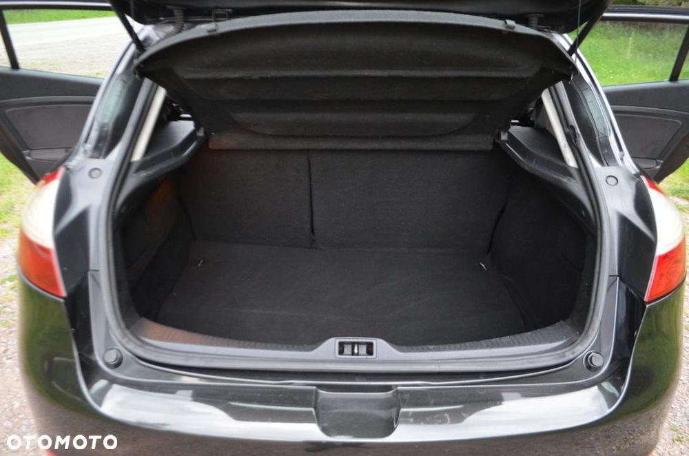 Renault Megane 1.6 16V 110 Dynamique - 19