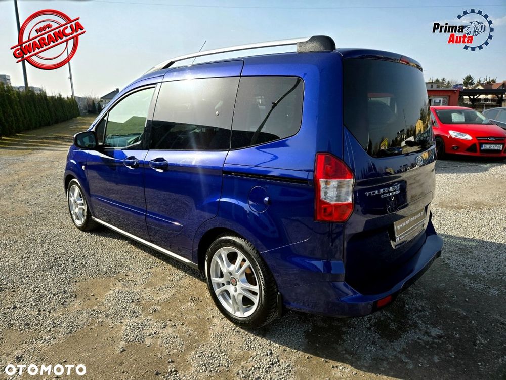 Ford Tourneo Courier - 12