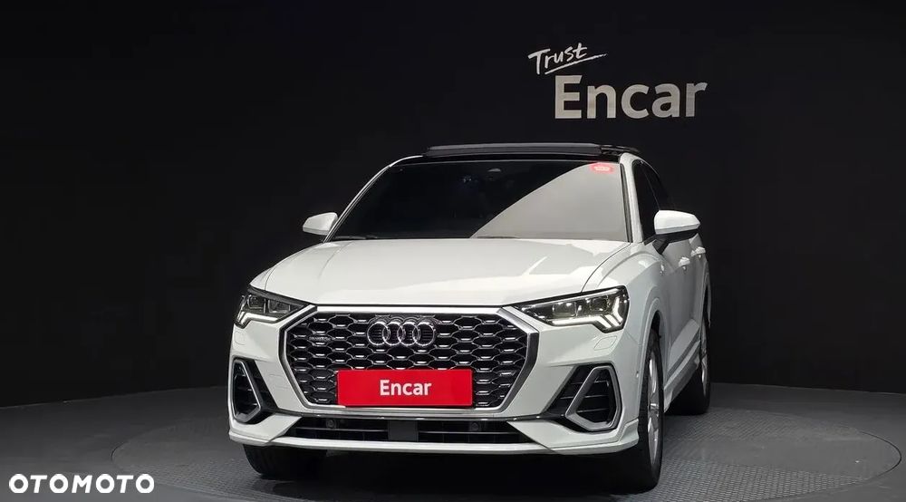 Audi Q3 Sportback - 3