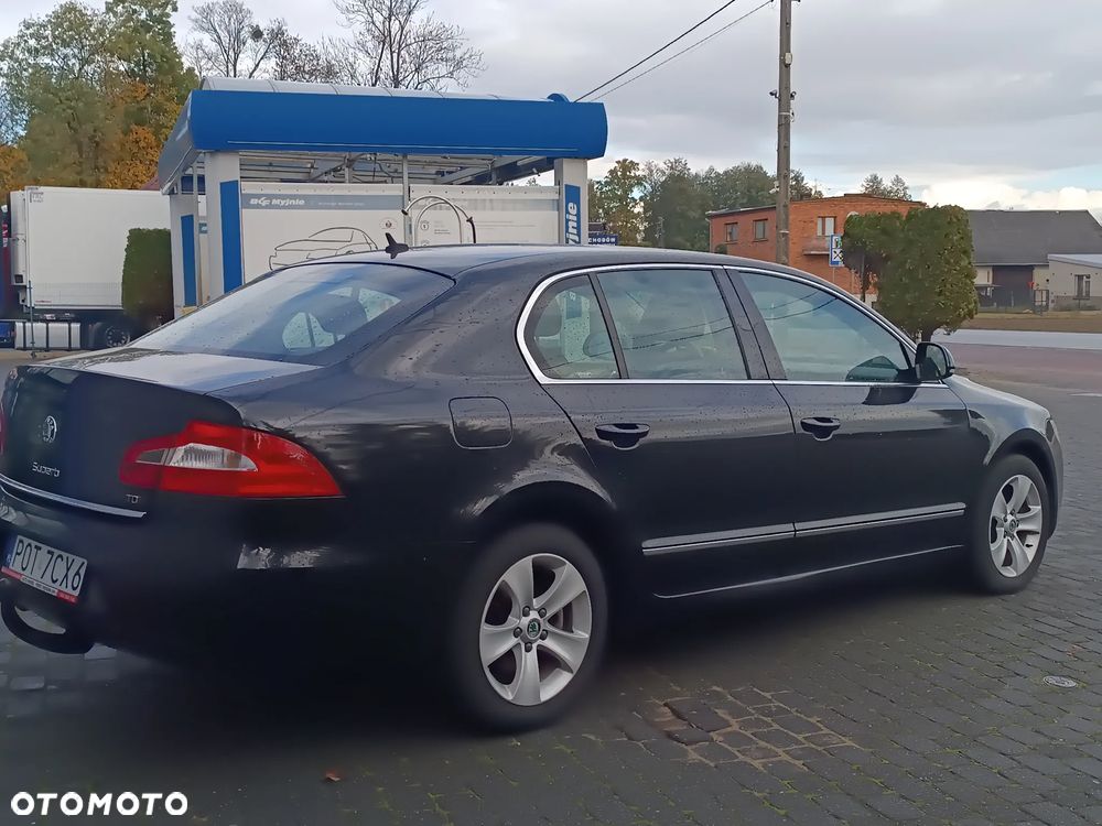 Skoda Superb 2.0 TDI Comfort - 9