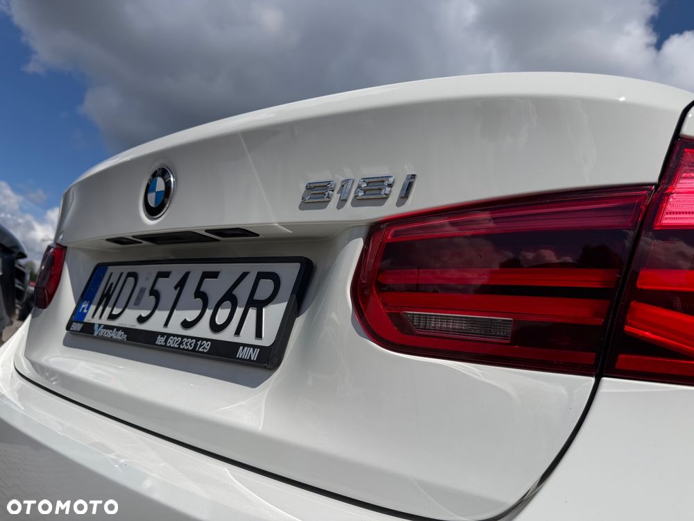 BMW Seria 3 318i Advantage - 16