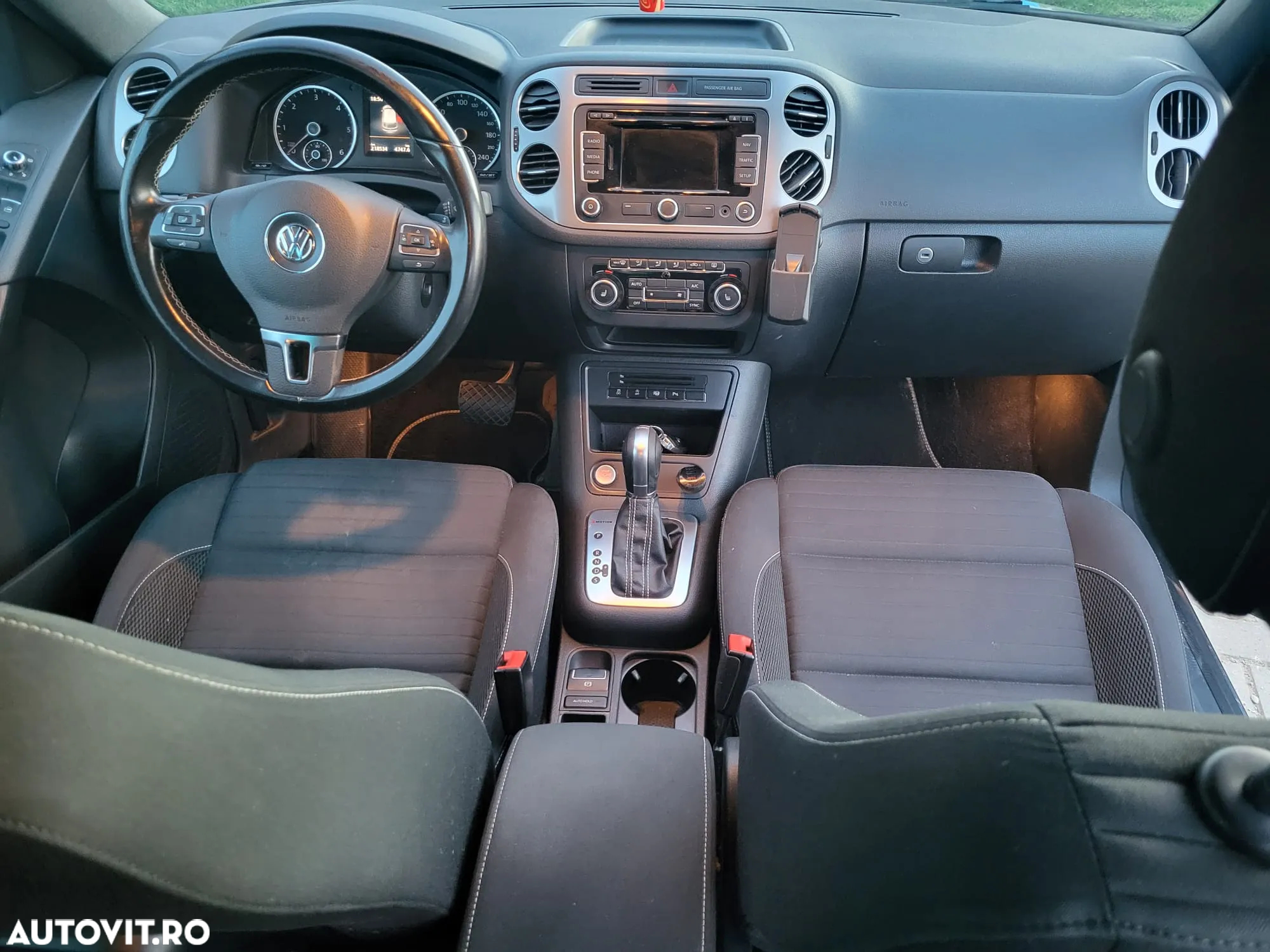 Volkswagen Tiguan - 6