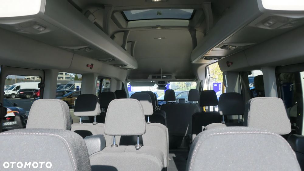 Ford Transit L4 RWD Trend - 10