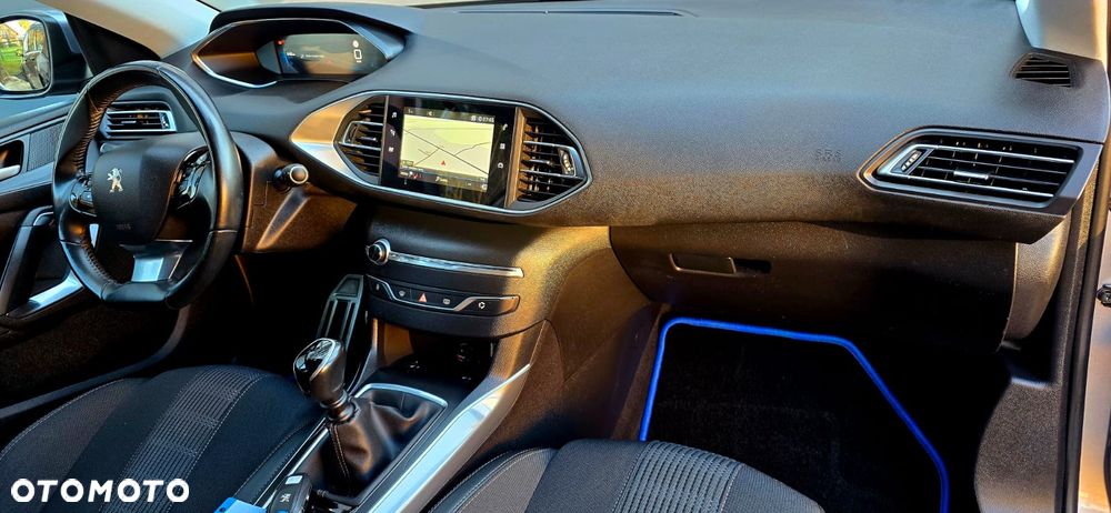 Peugeot 308 BlueHDi 130 Allure Pack - 16