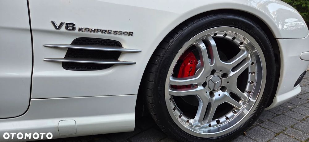 Mercedes-Benz SL - 16