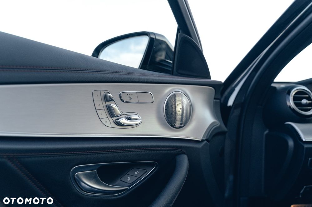 Mercedes-Benz Klasa E AMG 53 4-Matic+ - 17
